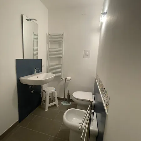 A Casa Di Elena
